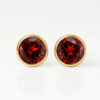 gold-birthstone-garnet-rgb Nina Birthstone Garnet Altın Kaplama 316L Çelik Kulak Delme Küpesi