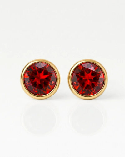 Nina Birthstone Ruby Altın Kaplama 316L Çelik Kulak Delme Küpesi