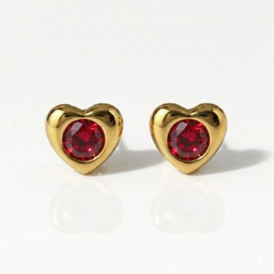 gold-heartlite-ruby.jpg Nina Heartlite Ruby Altın Kaplama 316L Çelik Kulak Delme Küpesi