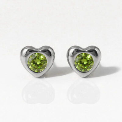 white-heartlite-peridot.jpg Nina Heartlite Peridot Cerrahi Çelik 316L Çelik Kulak Delme Küpesi